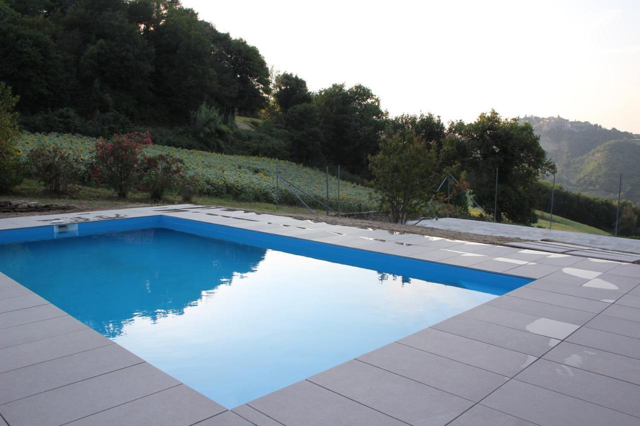 Casale Fontanile Bed And Breakfast Smerillo Exteriér fotografie