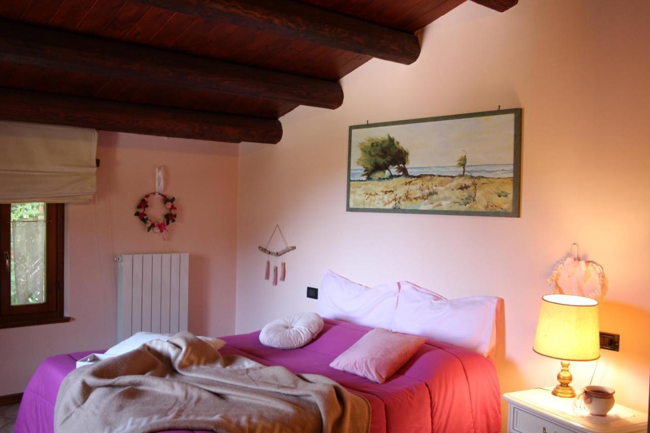 Casale Fontanile Bed And Breakfast Smerillo Exteriér fotografie