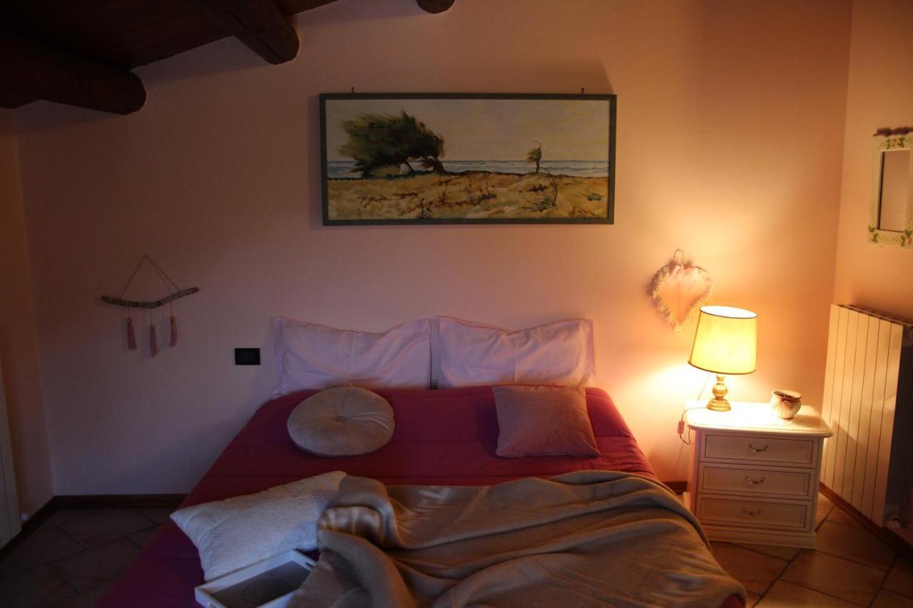 Casale Fontanile Bed And Breakfast Smerillo Exteriér fotografie